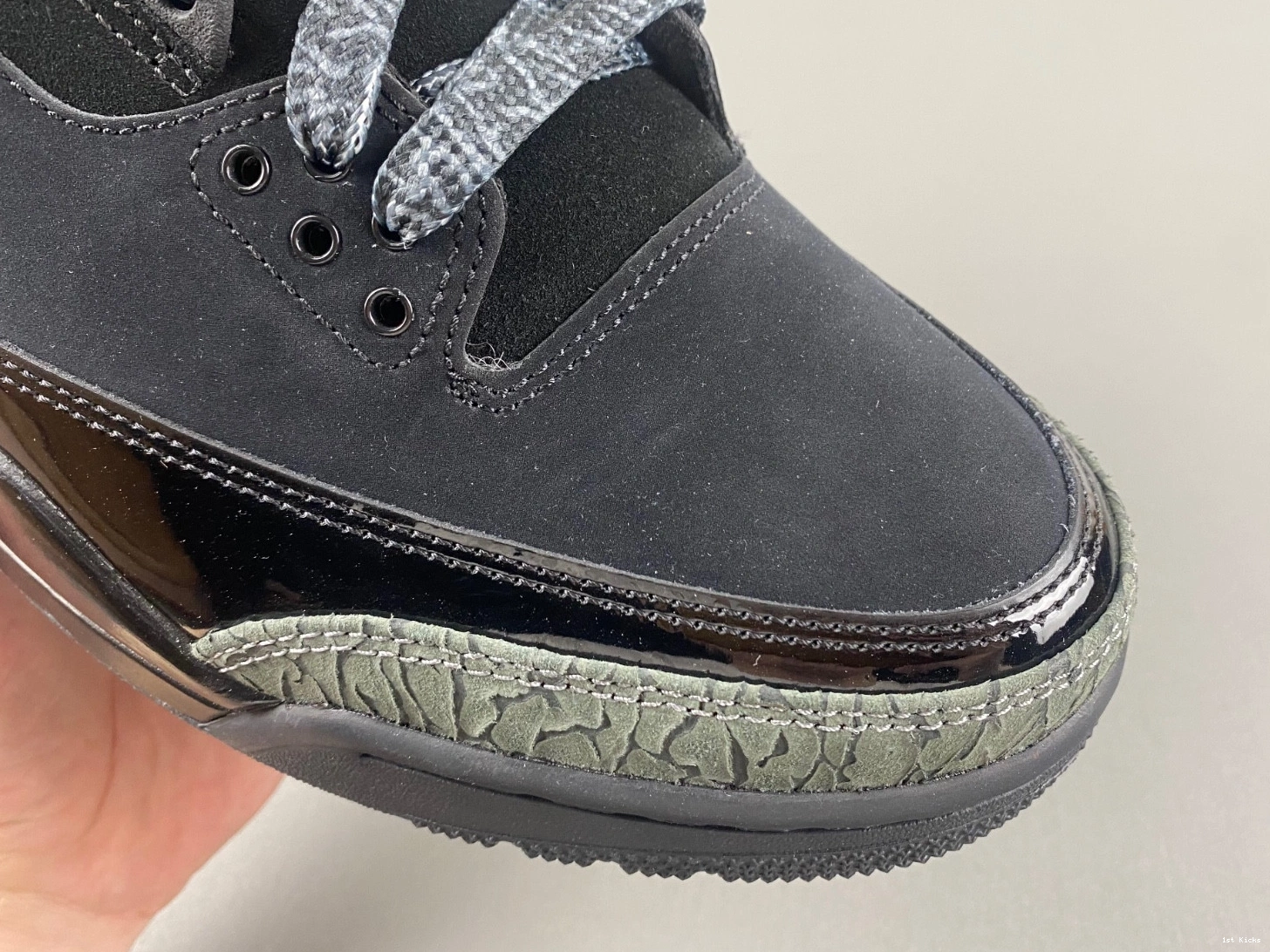 Black 3 Men's 136064-002 Retro Cat Jordan 1020